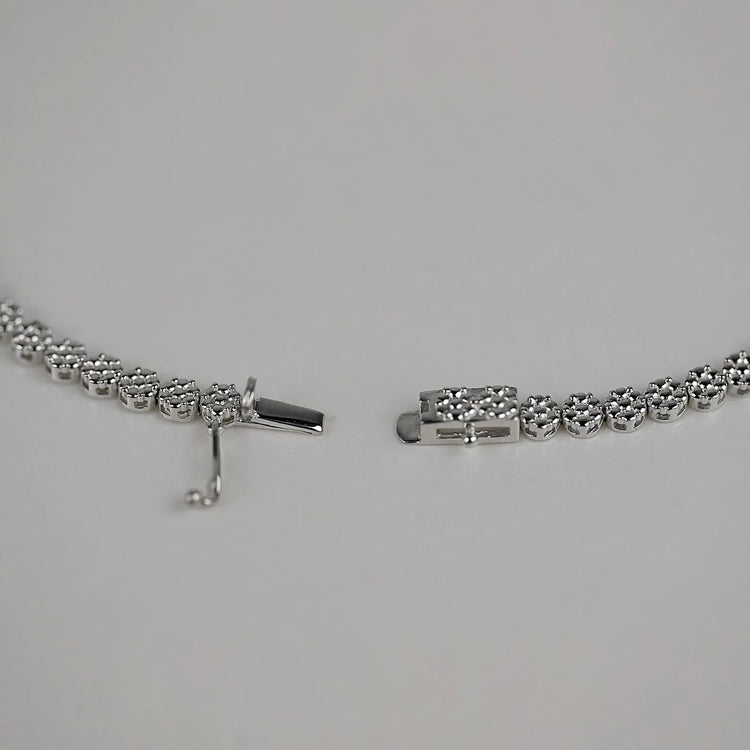 7.23ctw Diamond Necklace Sparkling Brilliance 14k White Gold Floret Design