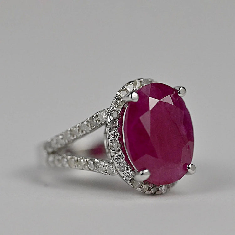 Elegant Oval Ruby and Diamond Halo Ring | 7.59 CT Ruby, 0.90 CT Diamond, 14K Gold | Collector’s Investment | Certificate Included